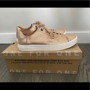 Toms LENOX Rose Gold Metallic Leather Sneaker